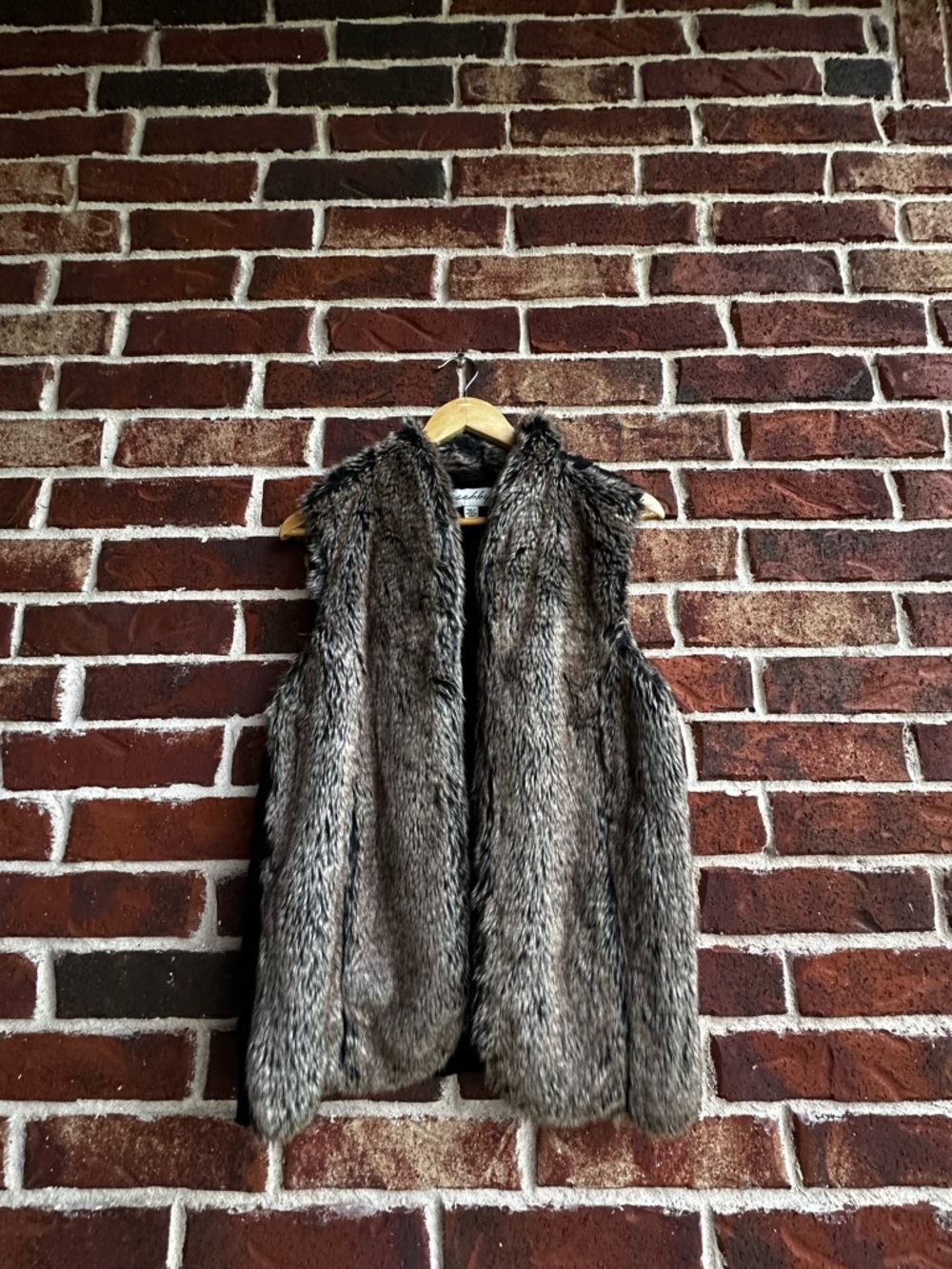 Sebby Faux Fur Vest in Mixed Brown and Gray Tones